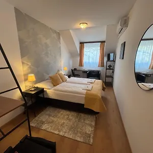 Gloria Center 3* Будапешт